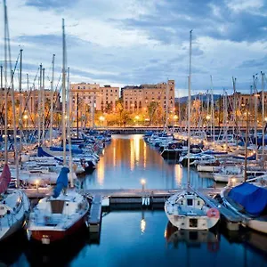 https://arc-de-triumfo-2.topbarcelonahotels.com